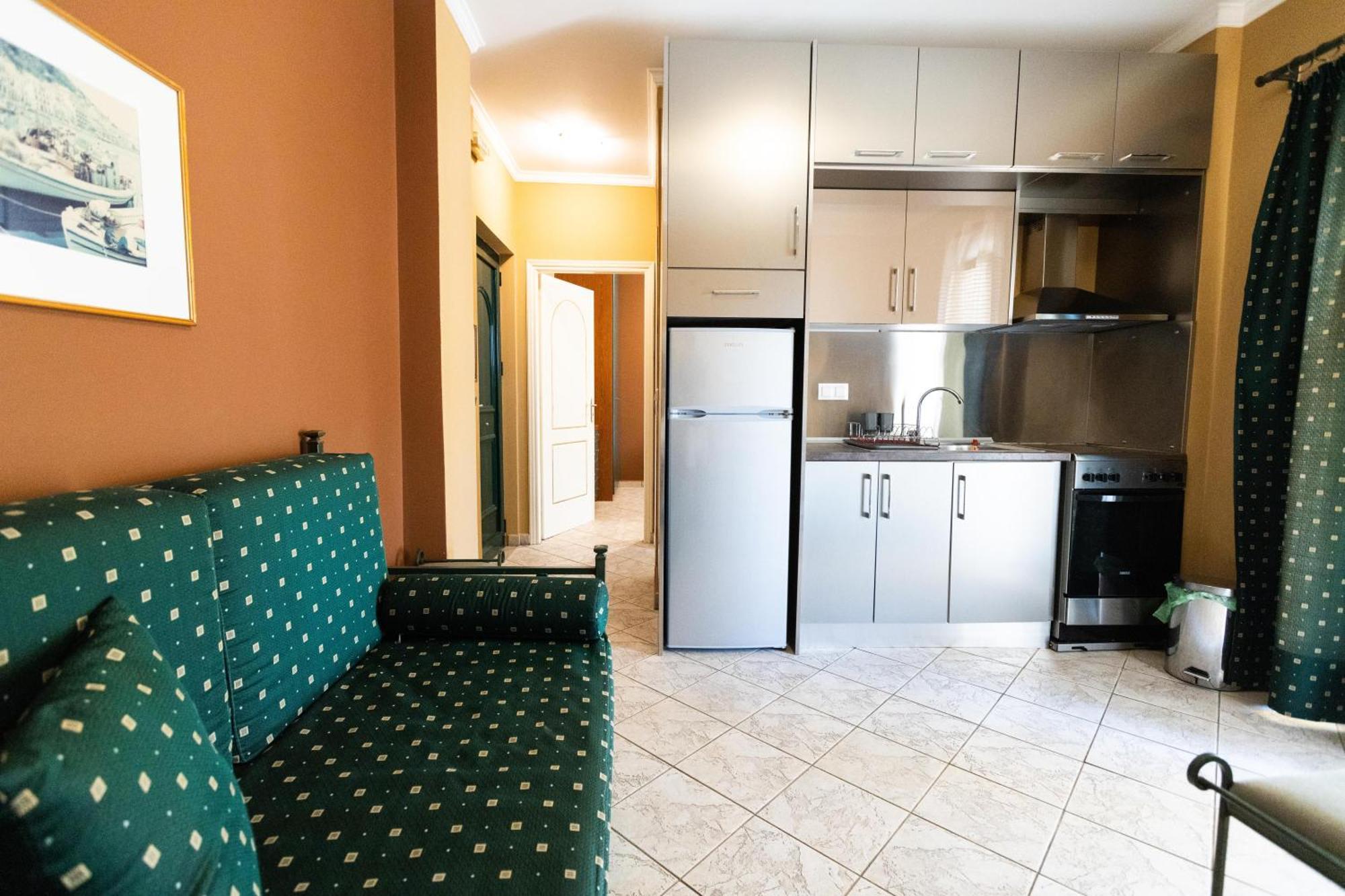 Ferienwohnung Amfitrion Gythio Exterior foto